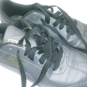 Puma Roma Sneakers, grey, size 10.5